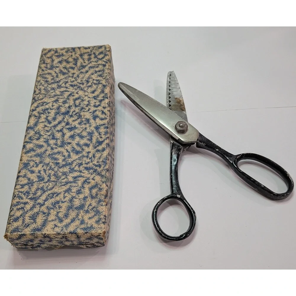 Foremost Pinking Shears Unisex OS Black Fair Vintage Germany Sewing Scissors Box